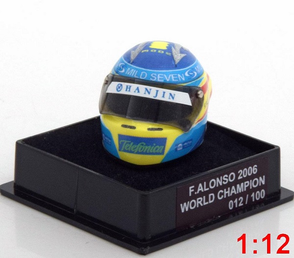 Модель 1:12 Renault Helm Weltmeister World Champions Collection (Fernando Alonso) (L.E.100pcs)